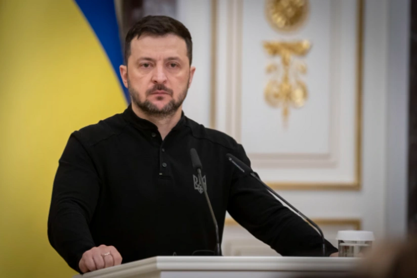 Ukrayna prezidenti hərbi vəziyyətin ləğvi üçün əsas şərti açıqlayıb