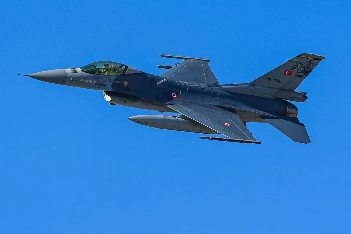 Türkiyə Rumıniya və Estoniyaya qırıcı təyyarələr göndərəcək
