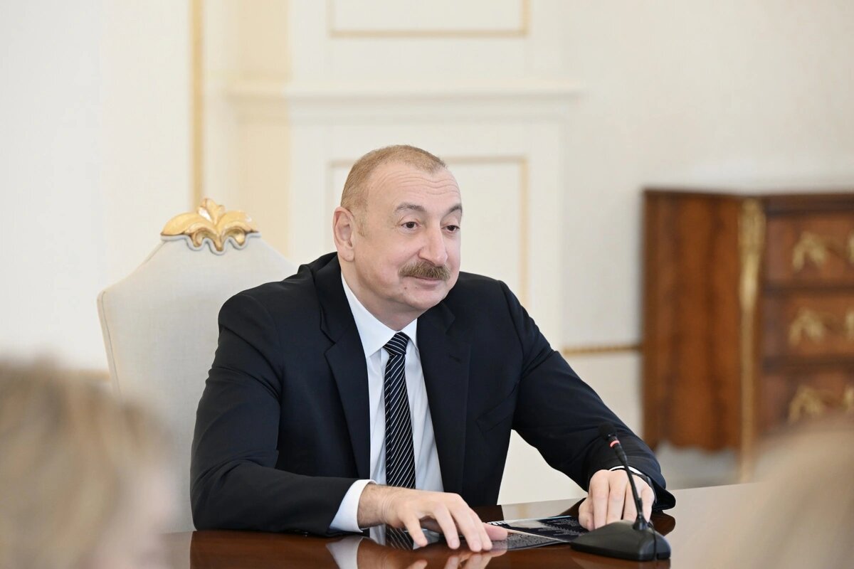 Prezident İlham Əliyev ABŞ Ticarət Palatasının nümayəndə heyətini qəbul edib