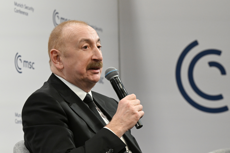 Prezident İlham Əliyev Münxendə panel müzakirələrdə iştirak edib - YENİLƏNİB