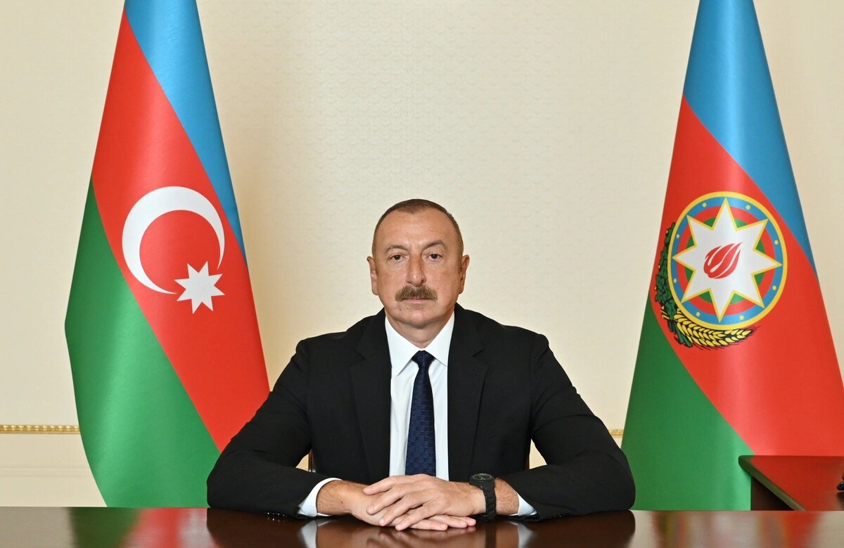 Bəzi dövlət orqanlarının rəhbər işçilərinə yeni vəzifə maaşları müəyyən edilib