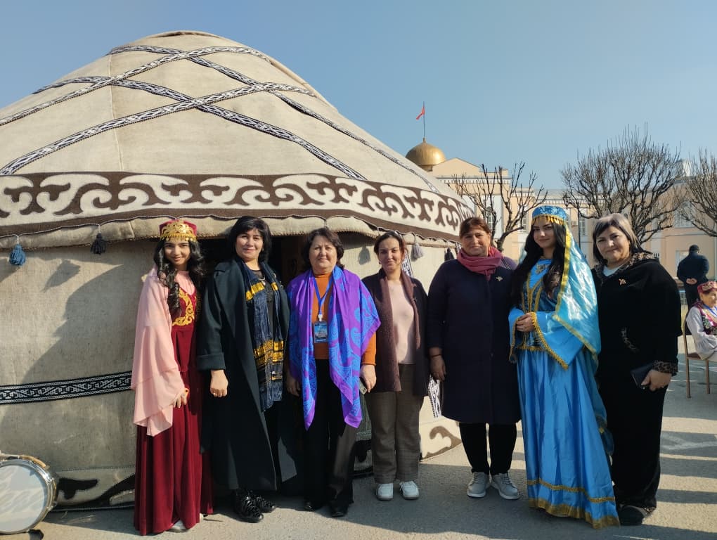 Qırğızıstanda Novruz: Azərbaycanlılar milli irsi nümayiş etdirdi -FOTO
