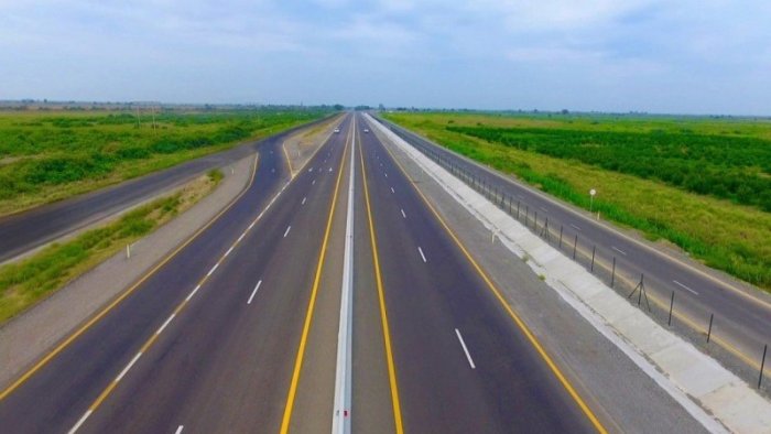 Ödənişli avtomagistrallarda maksimum sürət həddi saatda 130 km təsdiqlənib