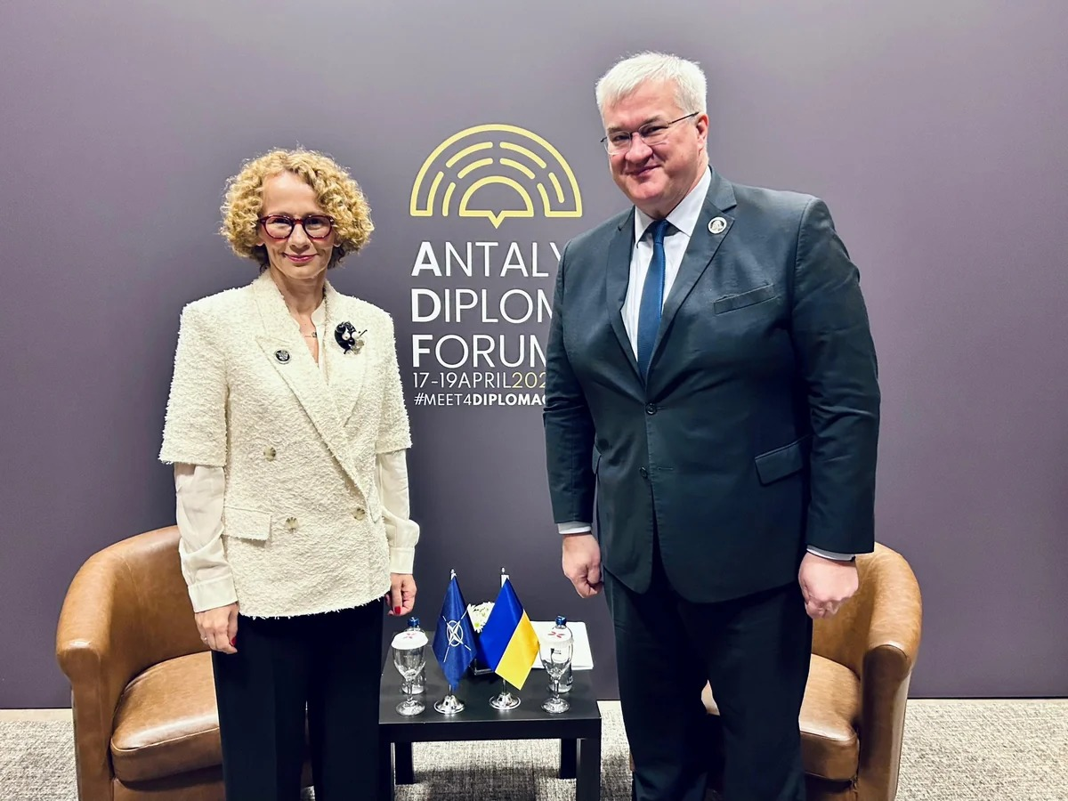 NATO ilə görüşdə Ukraynanın hava müdafiəsi müzakirə edilib