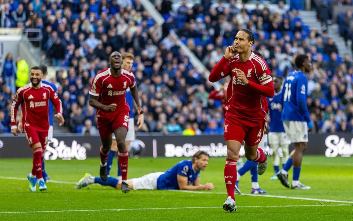 "Liverpul" Premyer Liqa tarixində 60 fərqli stadionda qalib gələn ilk komanda olub
