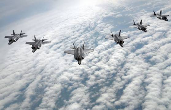 İsrailin arsenalına F-35 və F-15 qırıcıları daxil olub