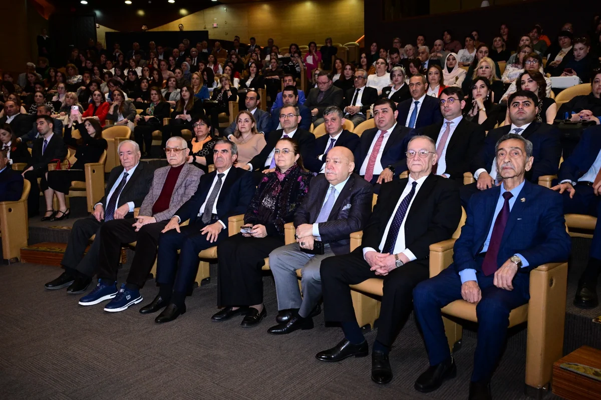 Heydər Əliyev və mədəni dəyərlər mövzusunda konfrans keçirilib