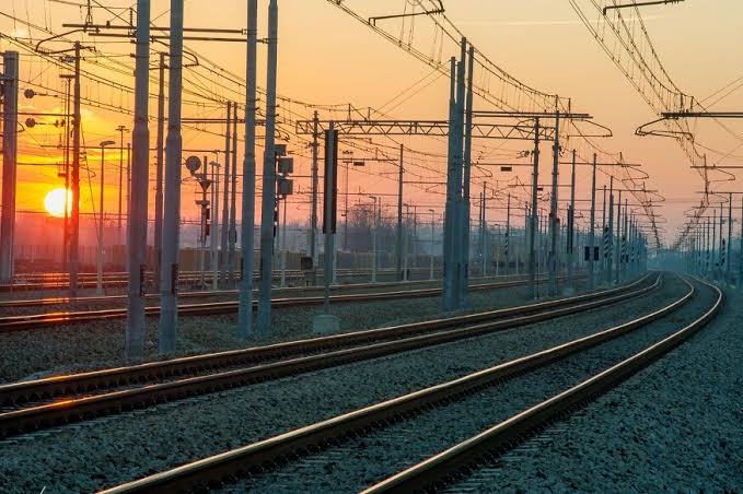 Taylandın paytaxtında baş verən qəza insan tələfatına səbəb olub
